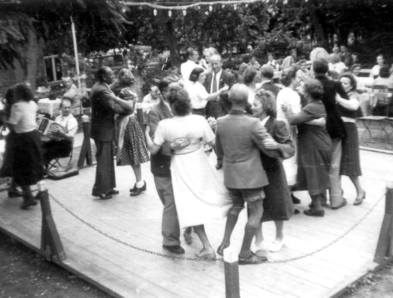 1943Dance